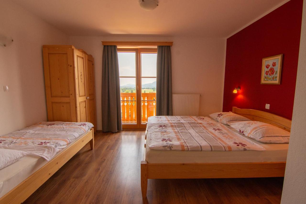 Villa Tourist Farm "Pri Biscu" à Bled Extérieur photo