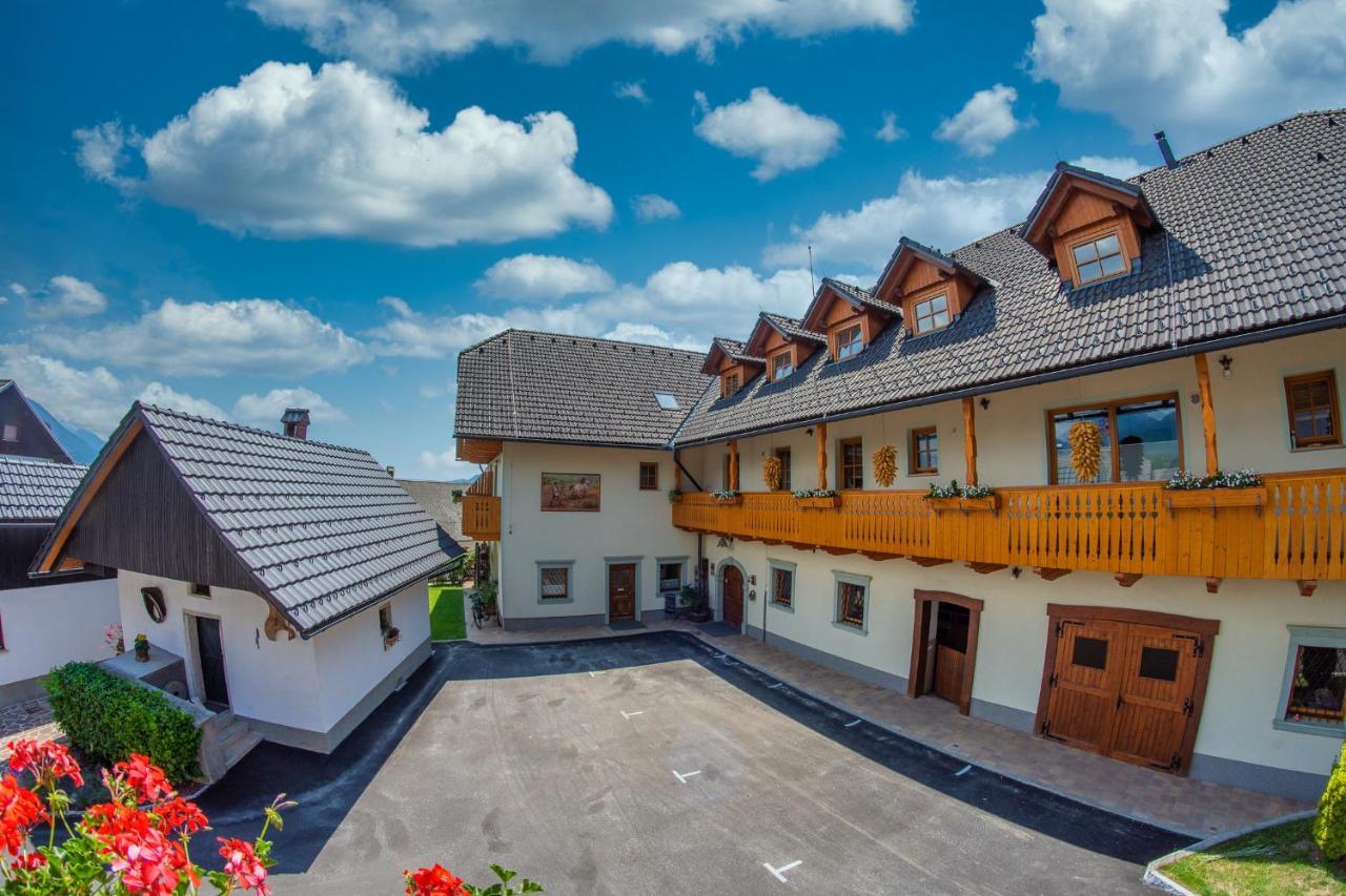 Villa Tourist Farm "Pri Biscu" à Bled Extérieur photo